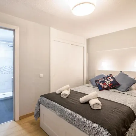 Apartment Poeta House By Sunnyway
